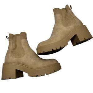 Taupe Beige Chunky Suede Boots Women Size 7